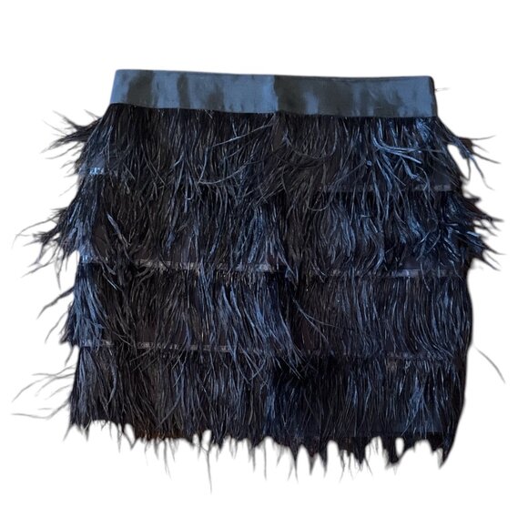 Amaryllis Ostrich Feather Embellished Mini Skirt With Side Zipper Size 6 US - Picture 1 of 6
